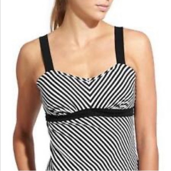 Athleta Other - ATHLETA Black & White Striped Women's Swimsuit Underwire Bra Tankini Top‎ 38 B/C